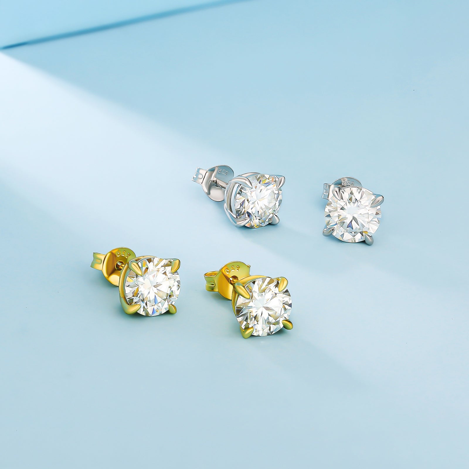 Orecchini da donna e uomo in argento 925 con moissanite 1ct - dettaglio chiusura a vite